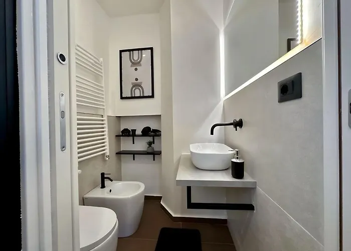 Apartment Modern - 5 Min To & Port