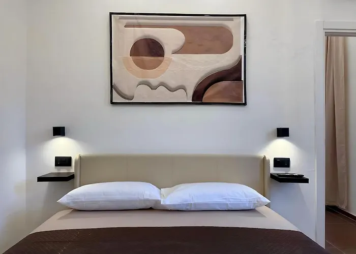 Modern - 5 Min To & Port Apartmán